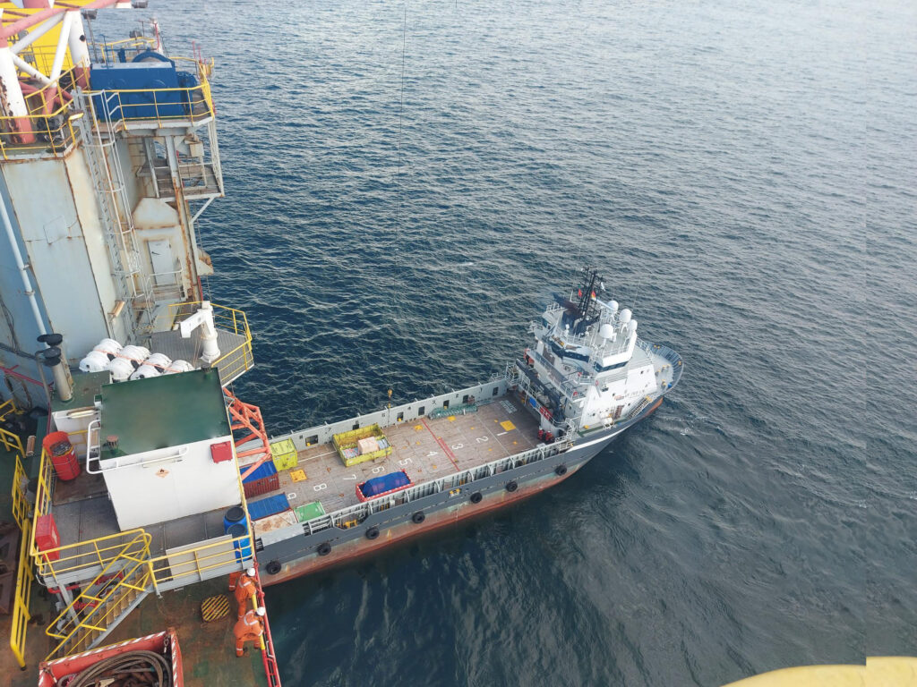 SeaRenergy kicks-off Onshore and Offshore Logistics Support contract at DolWin6 6 Spirit of Emden